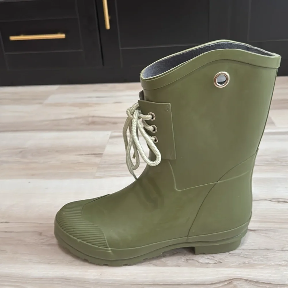 Nomad Lace-Up Detail Rubber Rain Boots - Picture 3 of 8